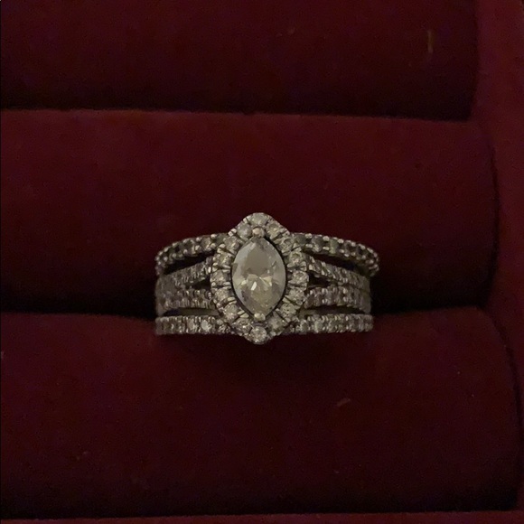Jewelry - Diamond 💍 Ring Jewelry - Diamond 💍 Ring